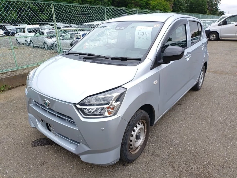 Daihatsu Mira e:S LA350S 2021